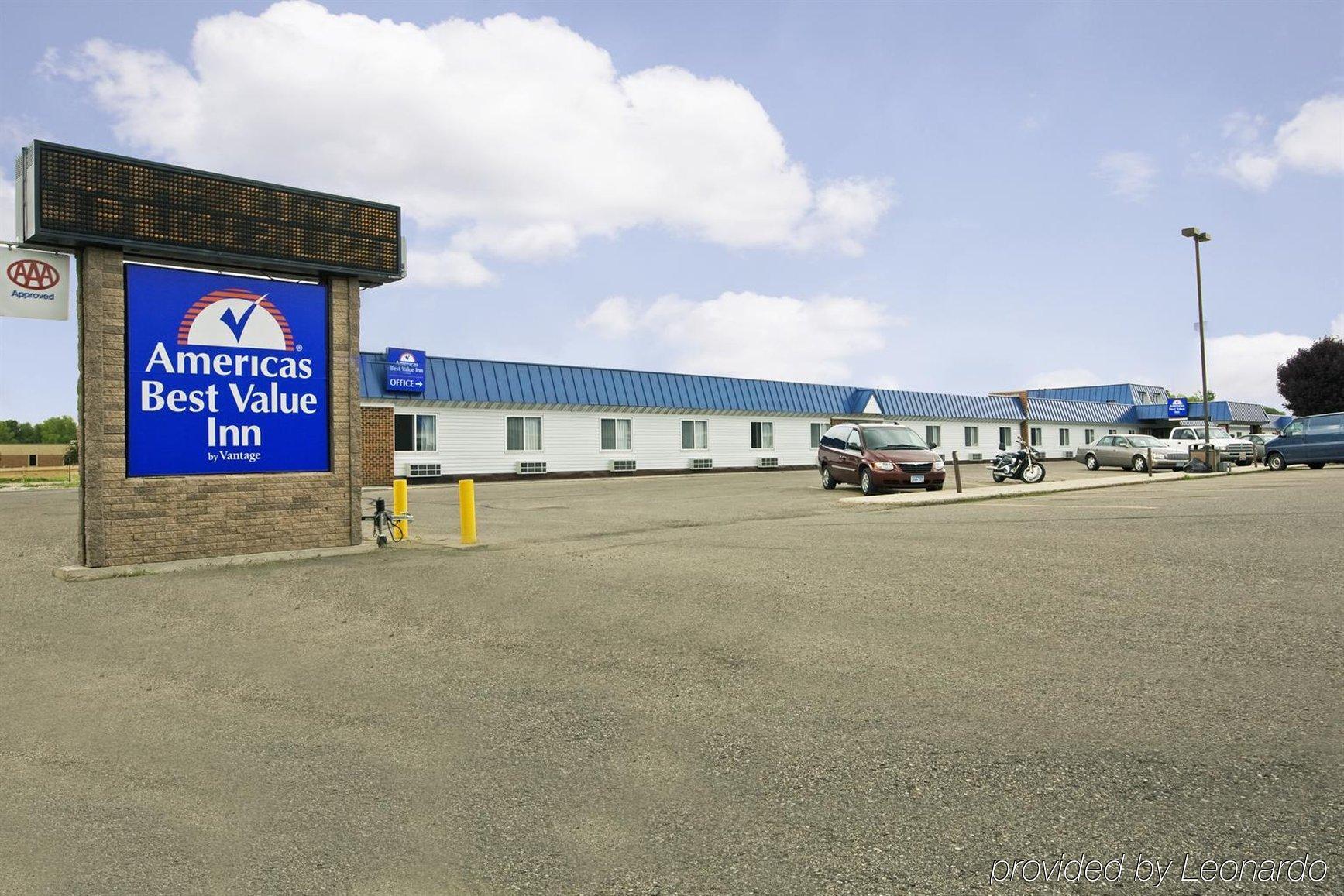Americas Best Value Inn Гранд-Форкс Экстерьер фото