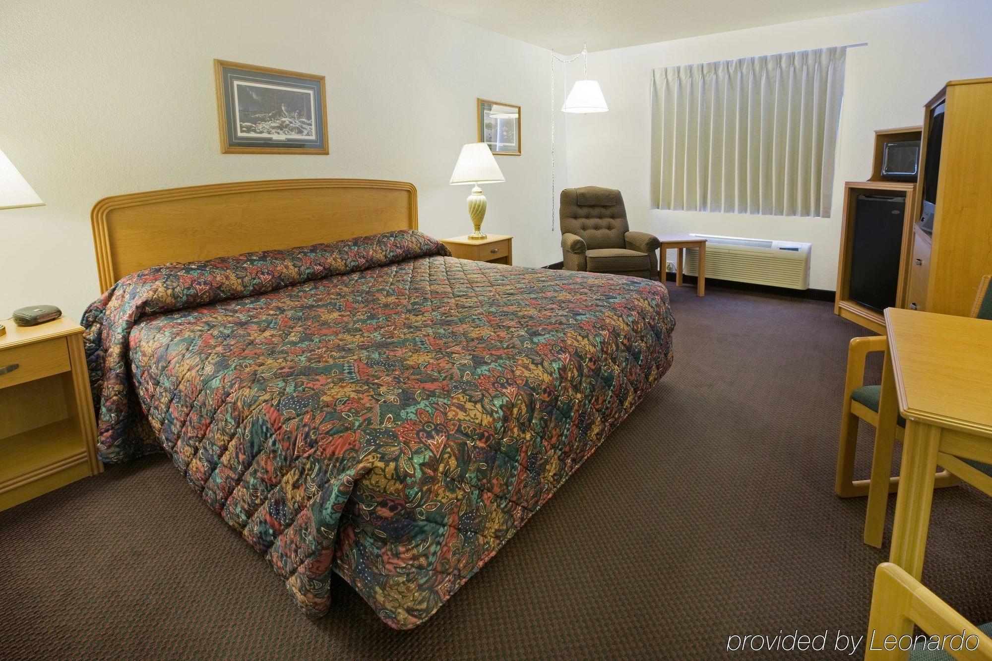Americas Best Value Inn Гранд-Форкс Экстерьер фото